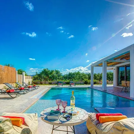 Zante Prime Heated Pool