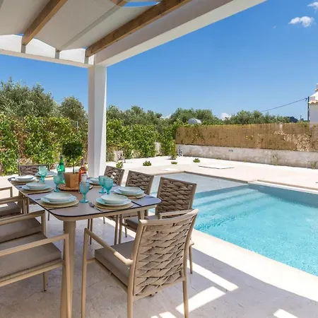 Villa Zante Prime Heated Pool Plános