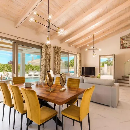 Zante Prime Heated Pool Villa Plános