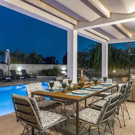 Zante Prime Heated Pool Villa *