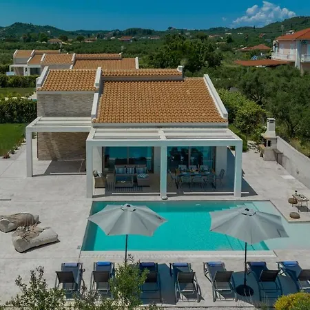 Zante Prime Heated Pool