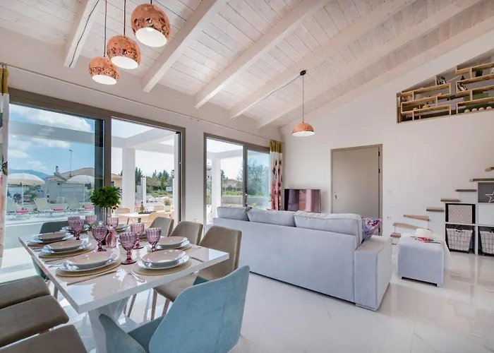 Zante Prime Heated Pool Villa *
