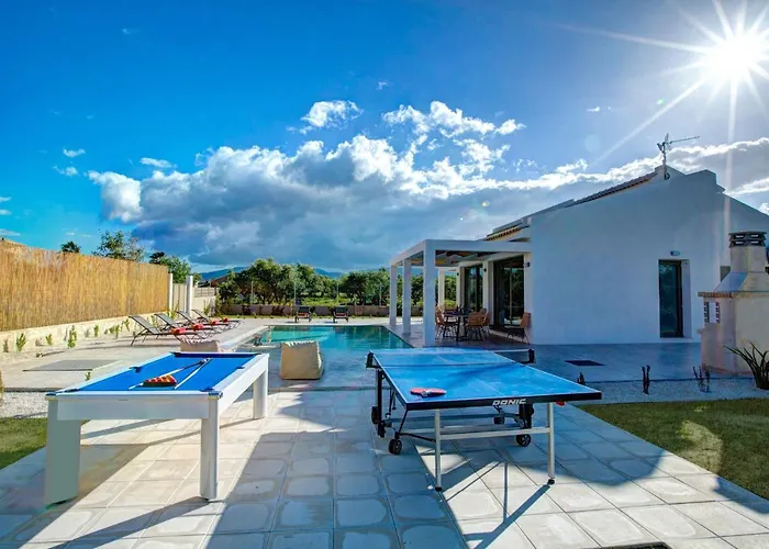 Zante Prime Heated Pool Villa Plános