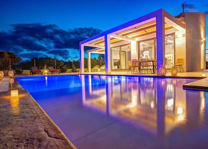 Zante Prime Heated Pool